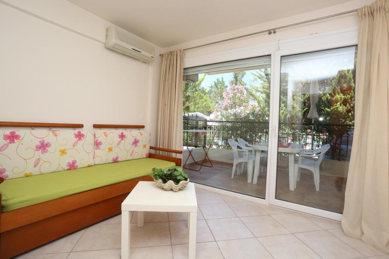Palia Platia Apartments Pefkohóri Kültér fotó
